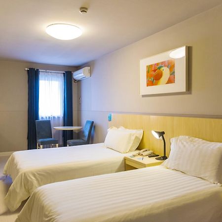 Jinjiang Inn Yibin Zhongshan Street Екстер'єр фото