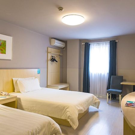 Jinjiang Inn Yibin Zhongshan Street Екстер'єр фото