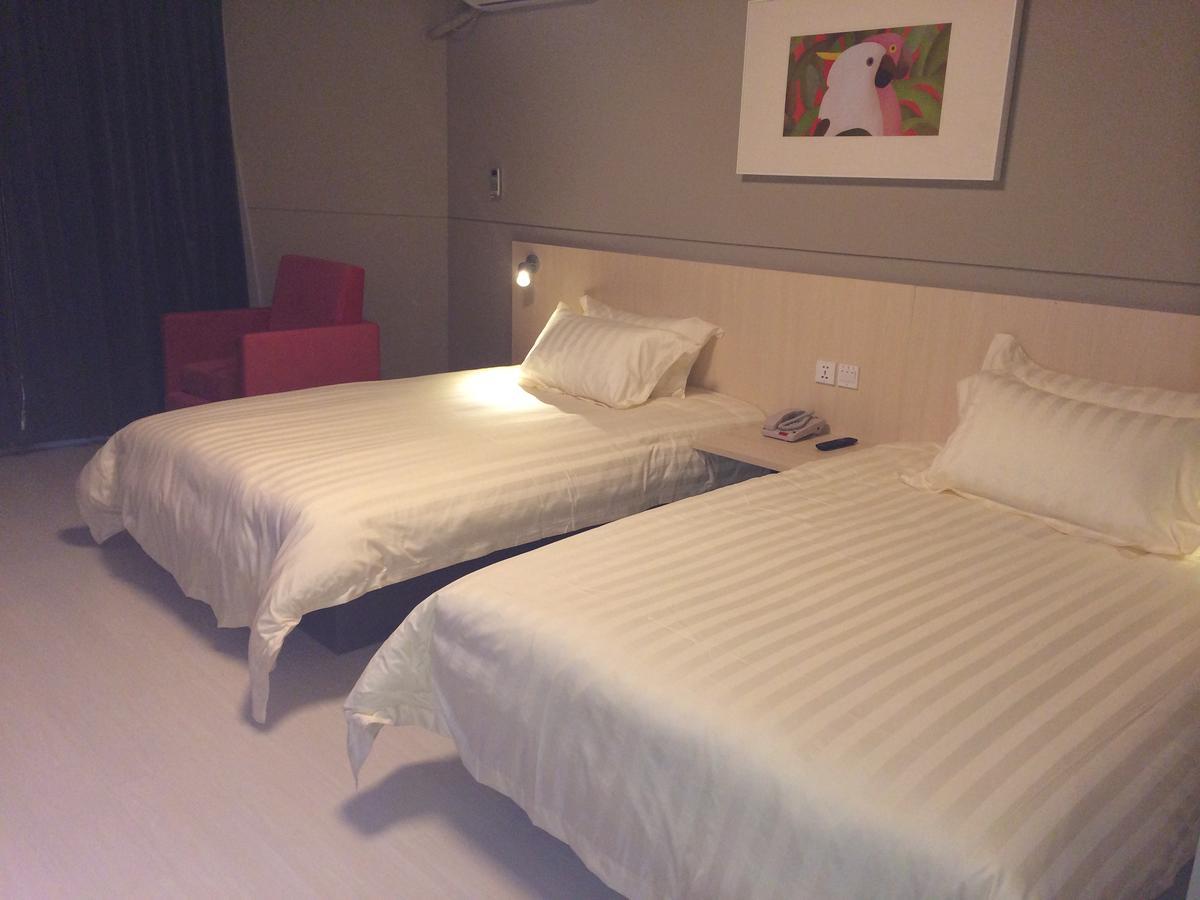 Jinjiang Inn Yibin Zhongshan Street Екстер'єр фото