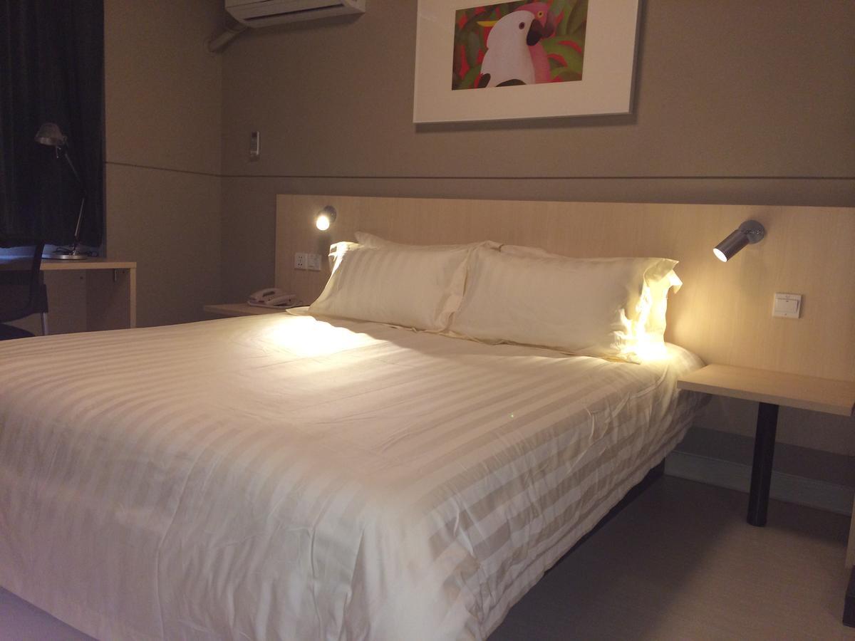 Jinjiang Inn Yibin Zhongshan Street Екстер'єр фото