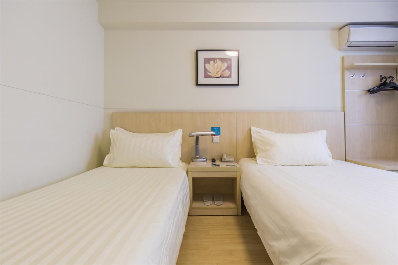 Jinjiang Inn Yibin Zhongshan Street Екстер'єр фото