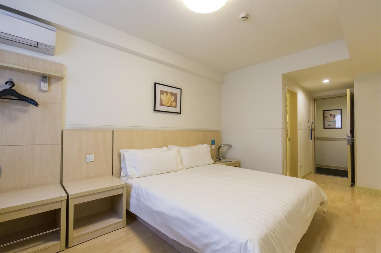 Jinjiang Inn Yibin Zhongshan Street Екстер'єр фото